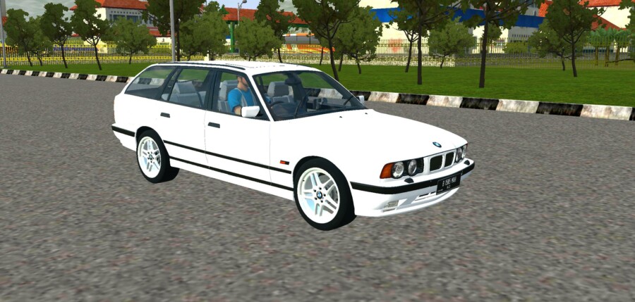 Mobil BMW E34 M5 1995