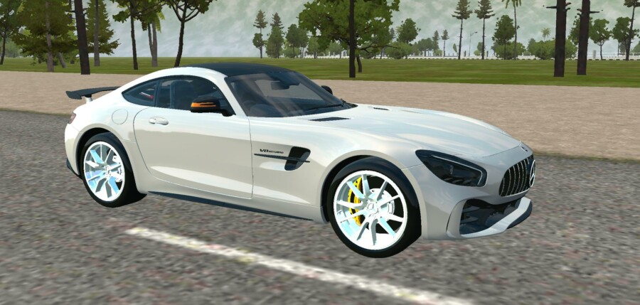 Mobil Mercedes-Benz AMG GTR